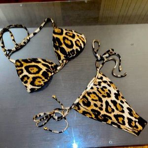 Leopard bikini